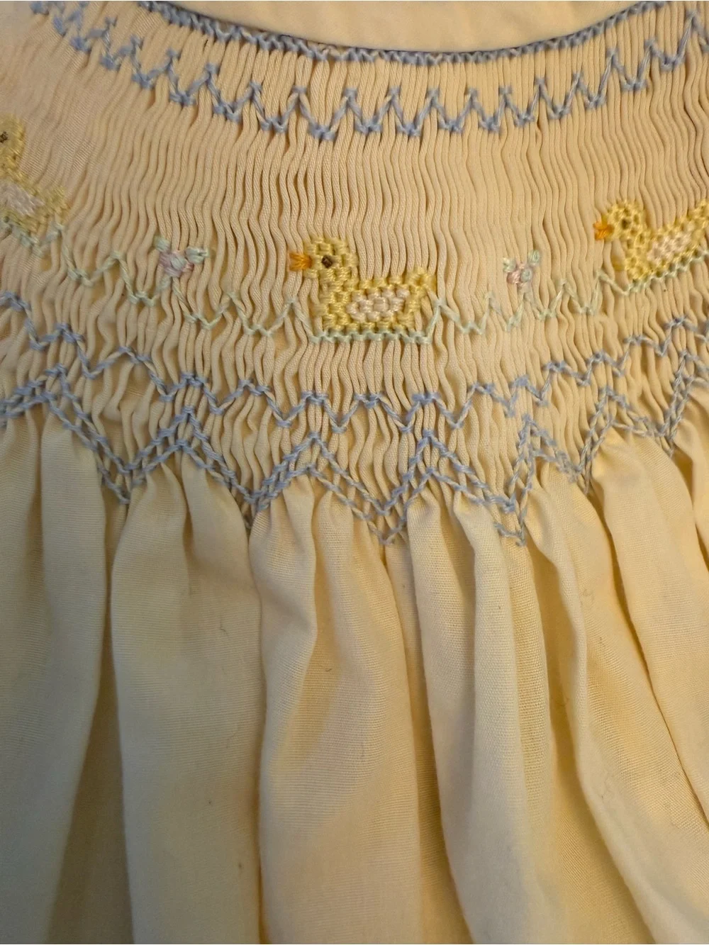 VTG Sweet Pale Yellow Smocked Baby Dress 3T w cute Embroidered Ducks